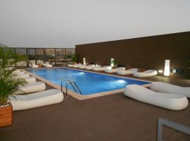 Station Hotel, hotel in Viana