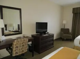 Holiday Inn Express & Suites Whitecourt by IHG