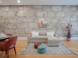 Liiiving In Porto | Downtown Luxury Apartments, hotel u Portu