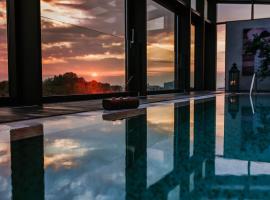 Graffit Gallery Design Hotel, khách sạn boutique ở Varna City