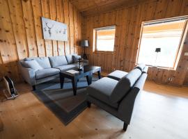 Bl&aring;tind Apartments: Stordal şehrinde bir spa k&uuml;vetli otel