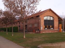 Alberg Sant Joan de les Abadesses Xanascat, hostel em S&atilde;o Jo&atilde;o das Abadessas