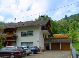 Haus Brengartner, hotel v destinácii Münstertal