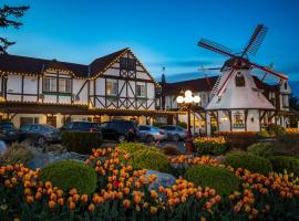 Auld Holland Inn، فندق مع موقف سيارات في أوك هاربور