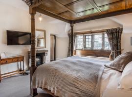 The Old Hall Inn, bed & breakfast kohteessa Chinley