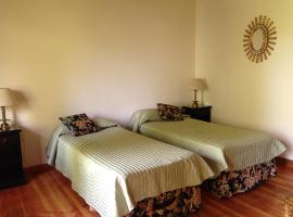 Los Abetos B&B 1, hotel in El Bolsón