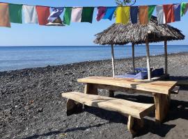 Barracuda Beach Hostel, ubytování v soukromí v destinaci Amed