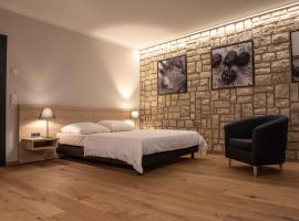 Wein Erlebnis Hotel Maimühle、ペルルのホテル