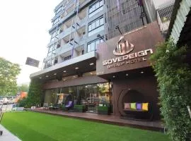 Sovereign Group Hotel at Pratunam