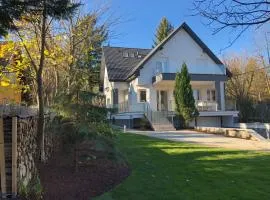 Green Buda Valley: Holiday home with garden