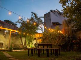 Alice y Juancito Boutique Hotel, B&B in Alajuela