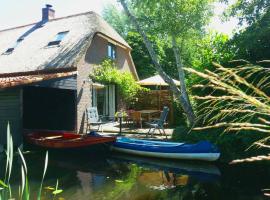 히트호른에 위치한 호텔 Giethoorn Lodge