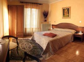 Hotel Reale, hotel u gradu Lurizija