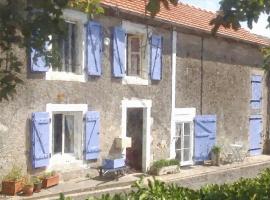 The House of Lavender, casă de vacanță din Queaux