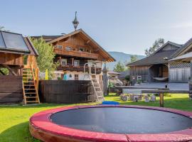 Appartement Arnoldgut, farm stay in Altenmarkt im Pongau