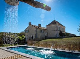 Gîtes Les Deux Abbesses en Vert，Mareuil-sur-Belle的度假屋