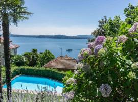 Casa Dolce Vita, hotel with pools in Belgirate