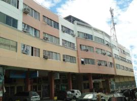 EKONUMI ROOMS at Moonwalk Paranaque、マニラのホテル