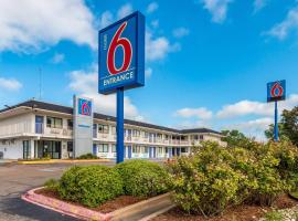 Motel 6-Bellmead, TX - Waco, hotel Waco regionális repülőtér - ACT környékén Bellmeadben