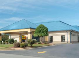 Super 8 by Wyndham North Little Rock/McCain, motel ở North Little Rock