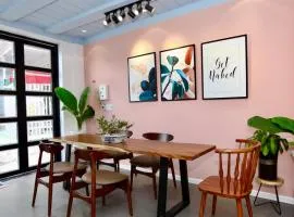 Sleep Box Hostel Phú Quốc