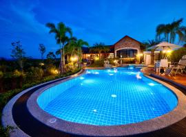 Chateau de Prim Khao Yai, hotel with pools in Ban Sap Phlu