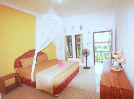 Manta Manta Guesthouse, habitación en casa particular en Labuan Bajo