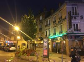 HOTEL DE STRASBOURG, hotell i Aulnay-sous-Bois