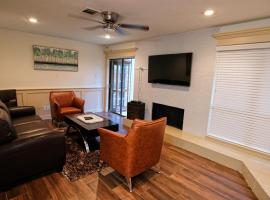 Galleria Area Condo, 2 Bedrooms 2 Story - Ocee, condo στο Χιούστον