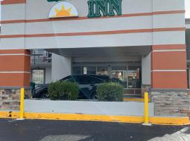 Executive Inn Locust Grove, hotel com estacionamento em Locust Grove