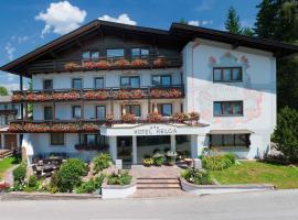 Hotel Helga, hotell i Seefeld in Tirol
