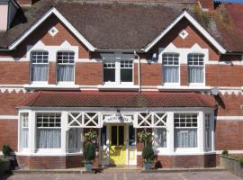 Montrose Guest House, hotel em Minehead