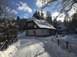 Rodinná chalupa jen pro sebe: Harrachov şehrinde bir otel