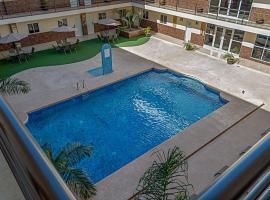 Gran Hotel Residencial Galerias, מלון בסיודד אוברגון