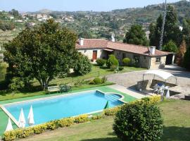 Casa dos Becos, hotel in Riba Douro
