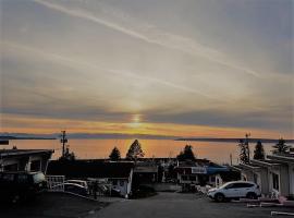 Westview Centre Motel, hotel u gradu 'Powell River'