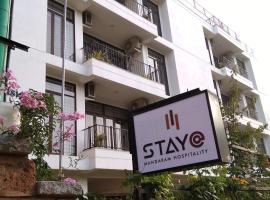 Stay@, hotelli Bangaloressa lähellä maamerkkiä The Forum Neighbourhood Mall