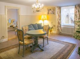 Romance Apartment, hotel near Jeweller’s collection of antiquities, Kuldīga