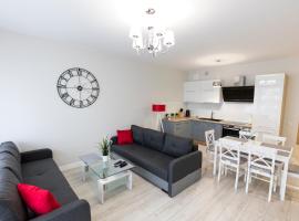 Apartament 4k Nautica Szczecin, hotelli Szczecinissä lähellä maamerkkiä Szczecin-Niebuszewo Train Station