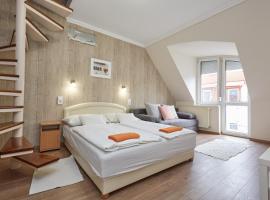 Zoli Apartmanok -Nóri Kölcsey 32, ξενοδοχείο σε Hajdúszoboszló