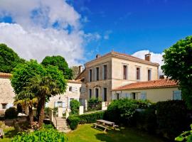 Domaine La Fontaine B&B, bed and breakfast v destinaci Soubran