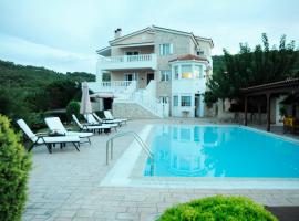 Bella Villa, holiday home in Vagia