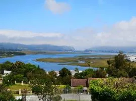 Lagoon View Cottage