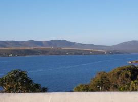 Luxury Breede River View at Witsand- 300B Self-Catering Apartment, hotell sihtkohas Witsand