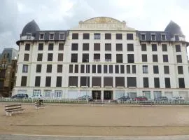 Paradis les pieds sur le sable trouville palace