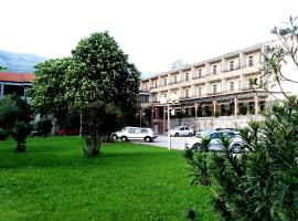 Viesnīca Hotel Leotar pilsētā Trebinje