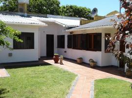 Casa Miramar Costa Atlantica Rep Argentina, отель в городе Мирамар