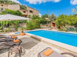 Villa Can Pau By SunVillas Mallorca, hotel in Pollença