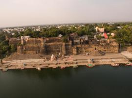 Ahilya Fort: Maheshwar şehrinde bir otel