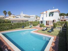 Villa Jade、ヴィラモウラのホテル